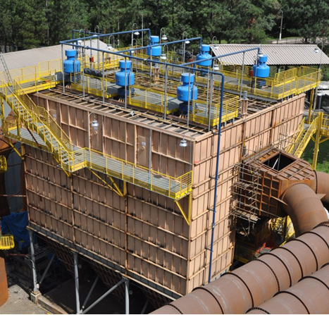 Sistema de despoeiramento com Filtro de Mangas Bai-Press10®, fornecido para uma planta de Ferro Silício